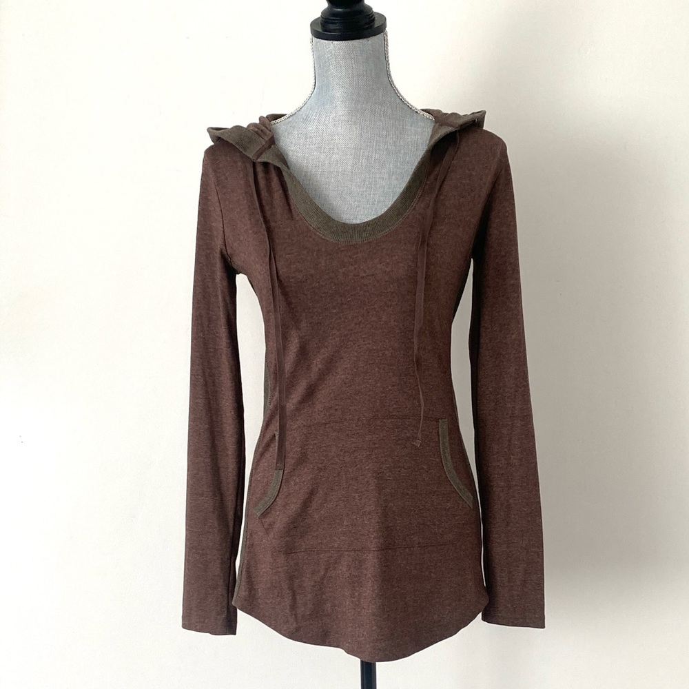 PattyBoutik Women Hoodie Curve Hem Tunic Top Sz S Slim Fit Casual Coastal Beach